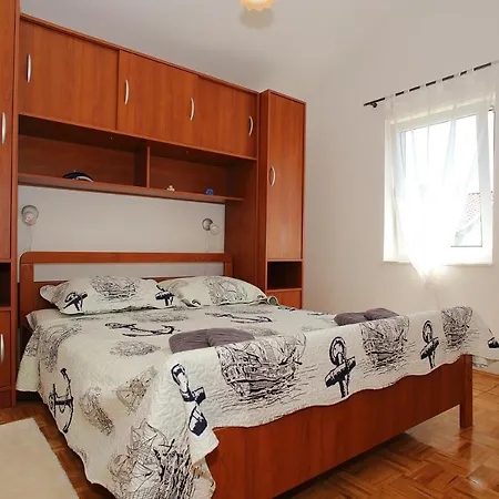 Tk Apartment *